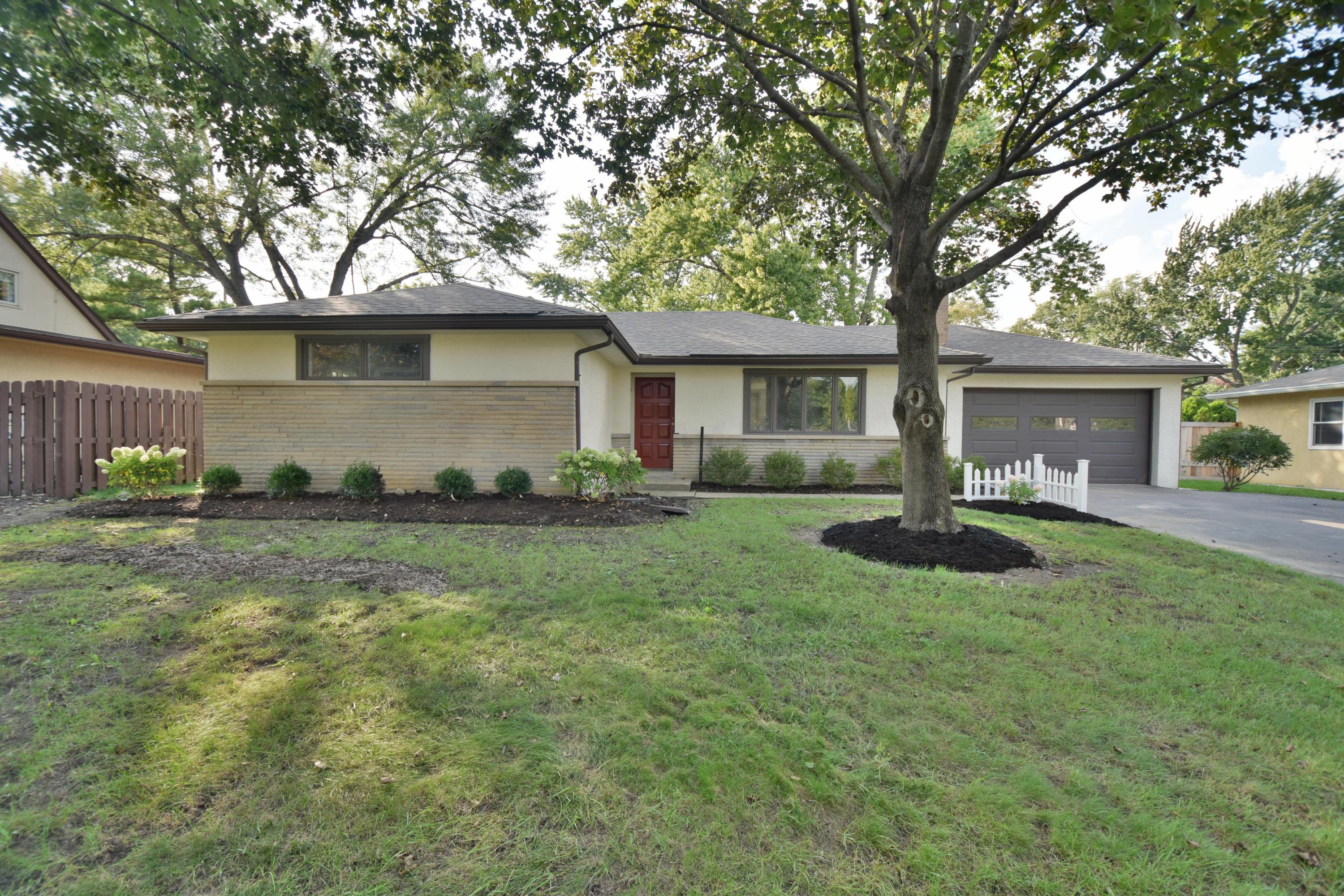 3517 Kirkham Road Columbus, OH 43221 - Photo 3 of 28