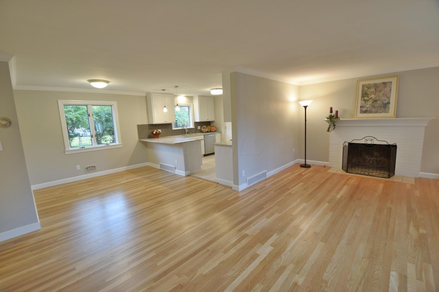 3517 Kirkham Road Columbus, OH 43221 - Photo 5 of 28
