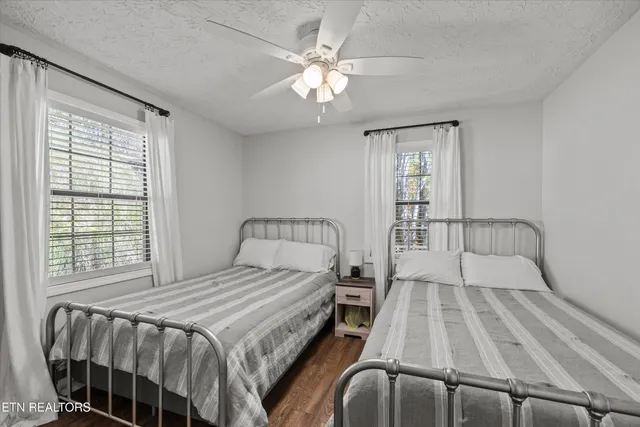 $789,900 | 1305 Cove Pointe Road, La Follette, TN 37766