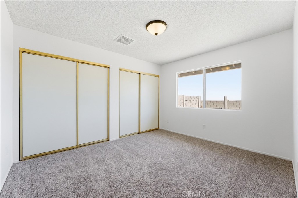 7281 Sherwood Road Joshua Tree, CA 92252 - Photo 17 of 35 Bedroom 1 unit 2