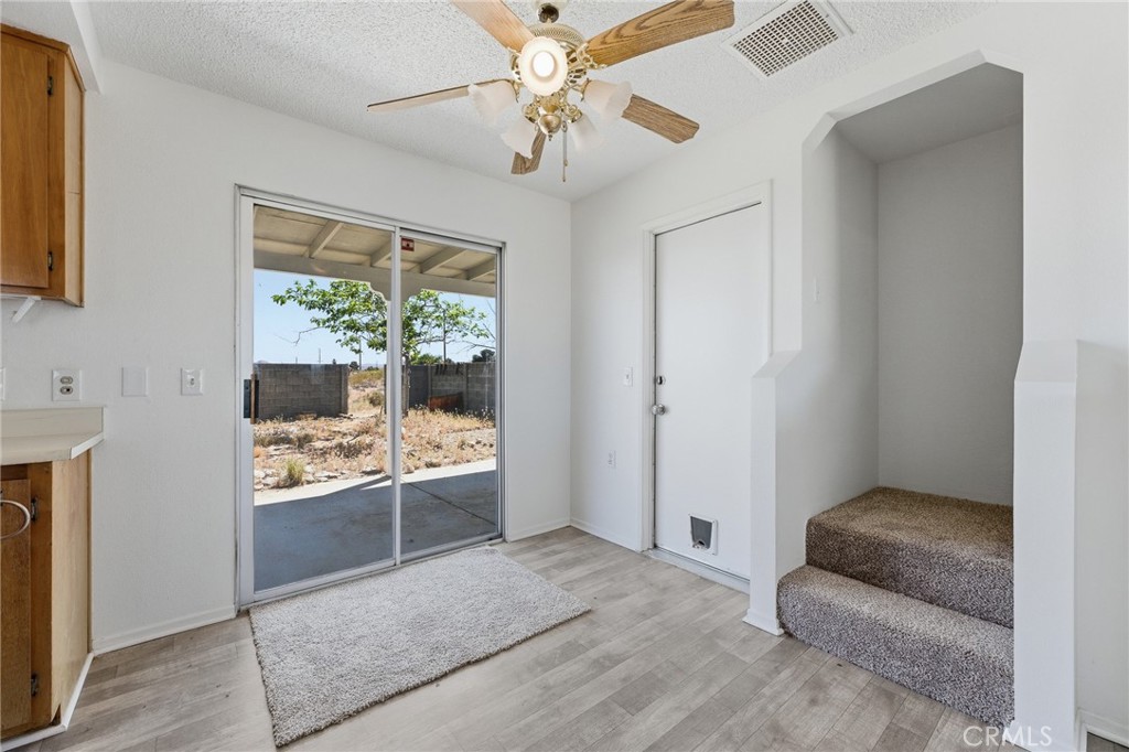 7281 Sherwood Road Joshua Tree, CA 92252 - Photo 23 of 35 Stairs to studio