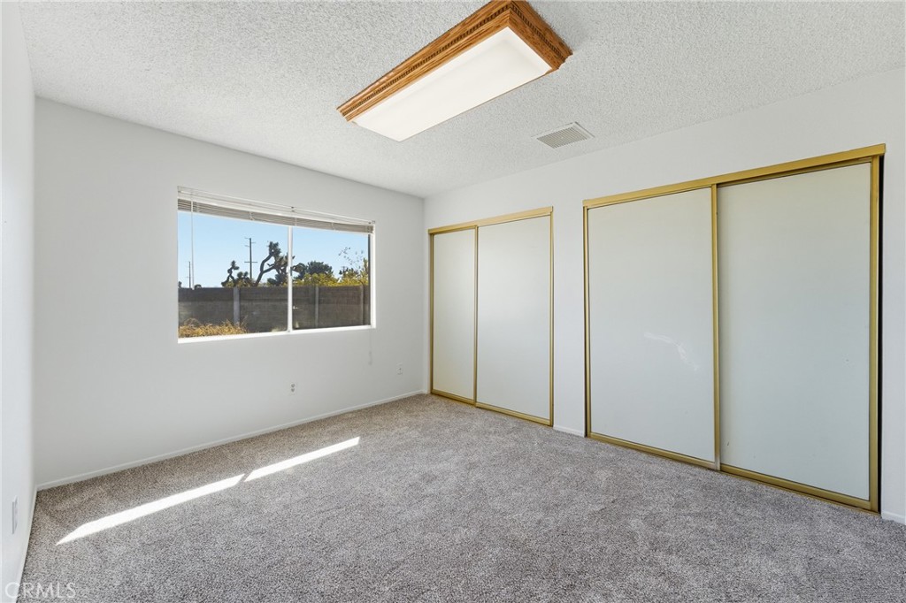 7281 Sherwood Road Joshua Tree, CA 92252 - Photo 7 of 35 bed1 unit 1