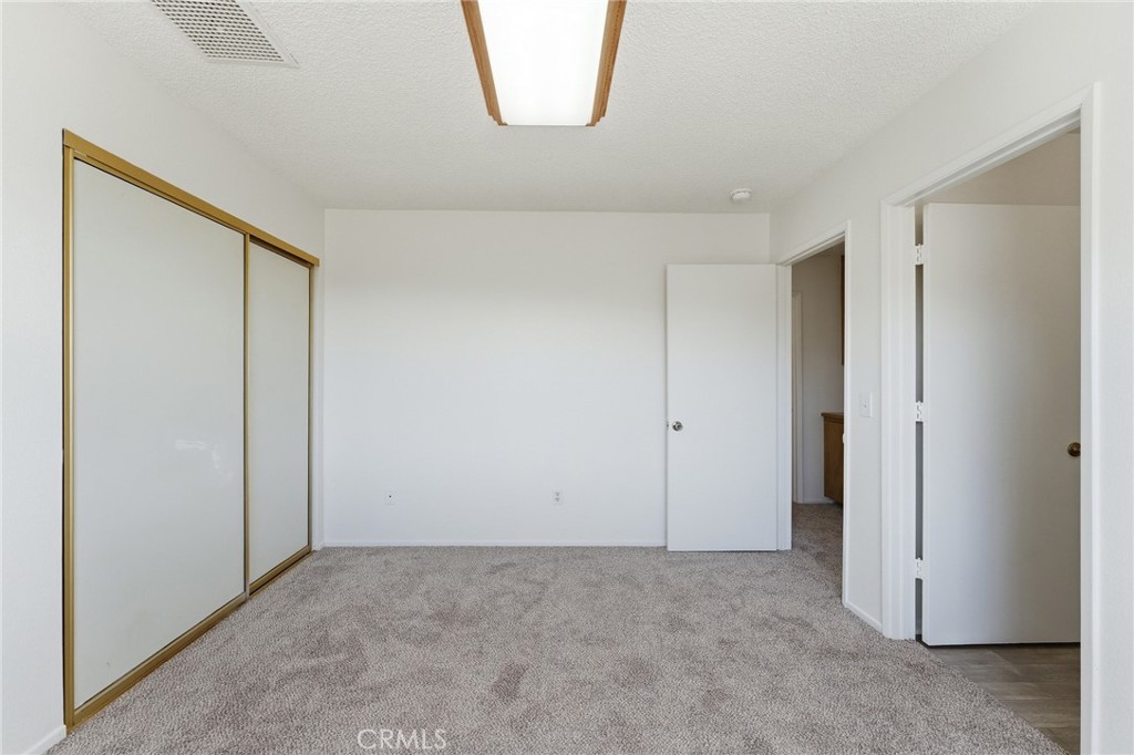 7281 Sherwood Road Joshua Tree, CA 92252 - Photo 9 of 35 Bed 2 unit 1