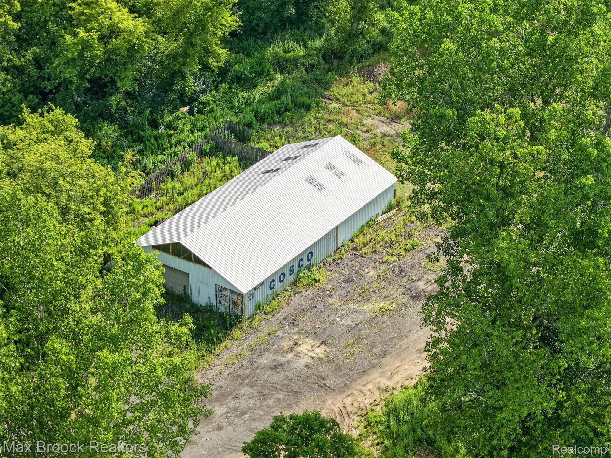 27241 Sumpter Road Belleville, MI 48111 - Photo 17 of 33 12-12-27241-Sumpter-Rd-Belleville-WindowStill.jpg