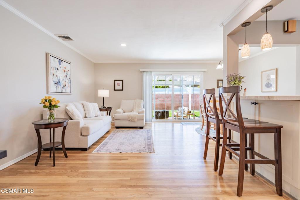 18721 Doty Avenue Torrance, CA 90504 - Photo 12 of 63