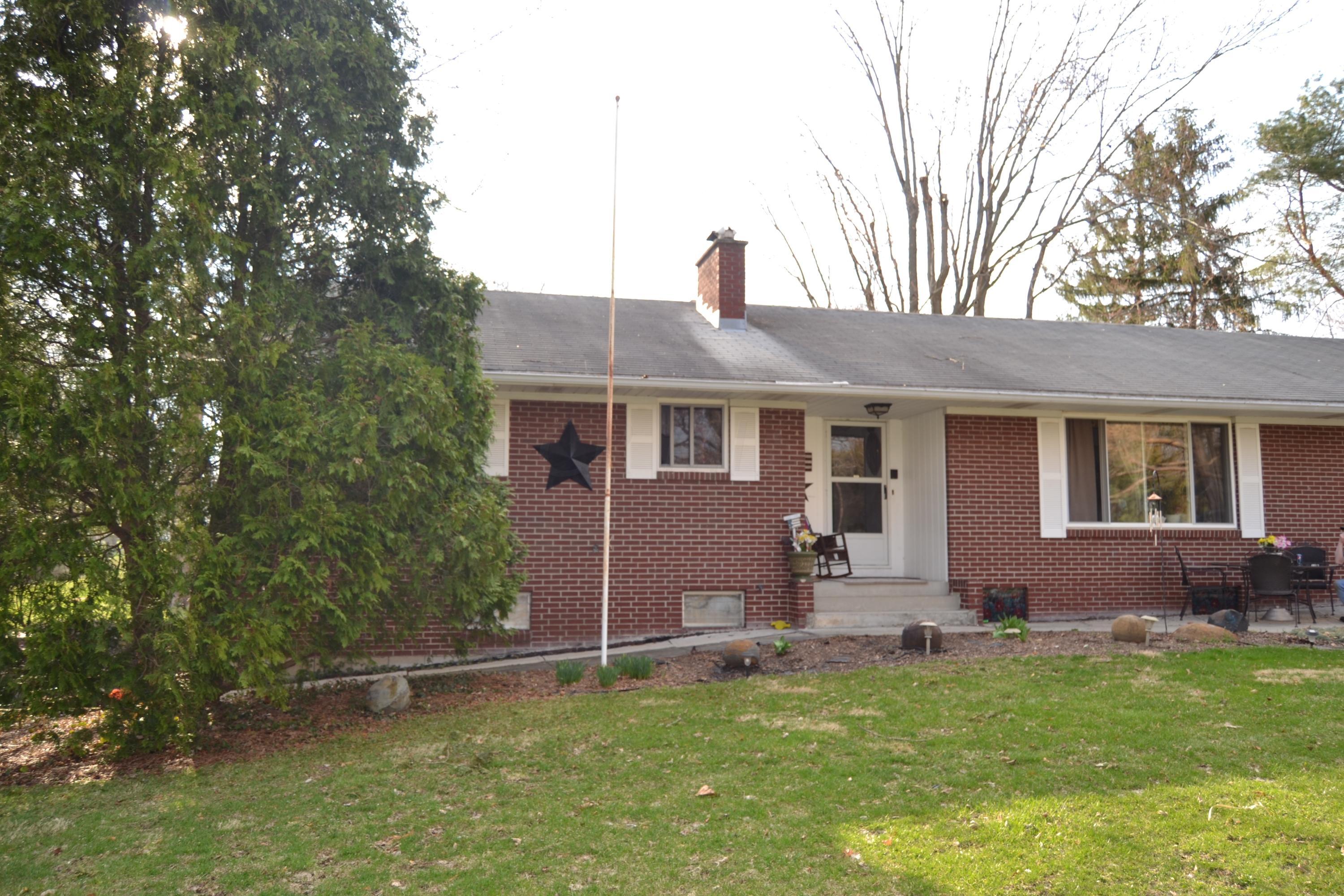 25 Ashley Road Ashley, OH 43003 - Photo 1 of 19