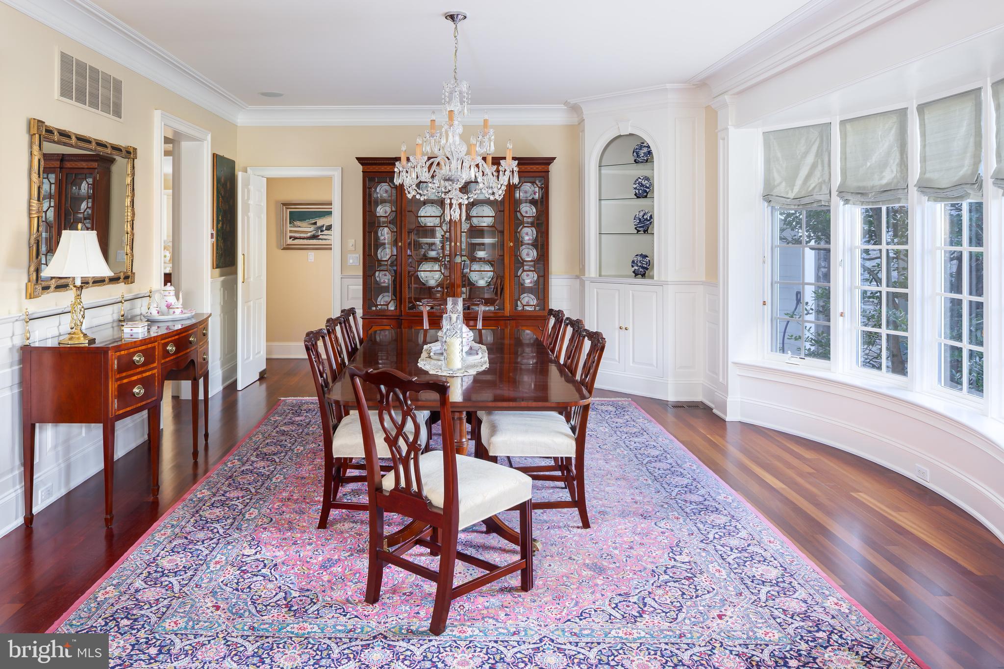 152 Grubb Road Malvern, PA 19355 - Photo 20 of 74 a view of a dining room with furniture