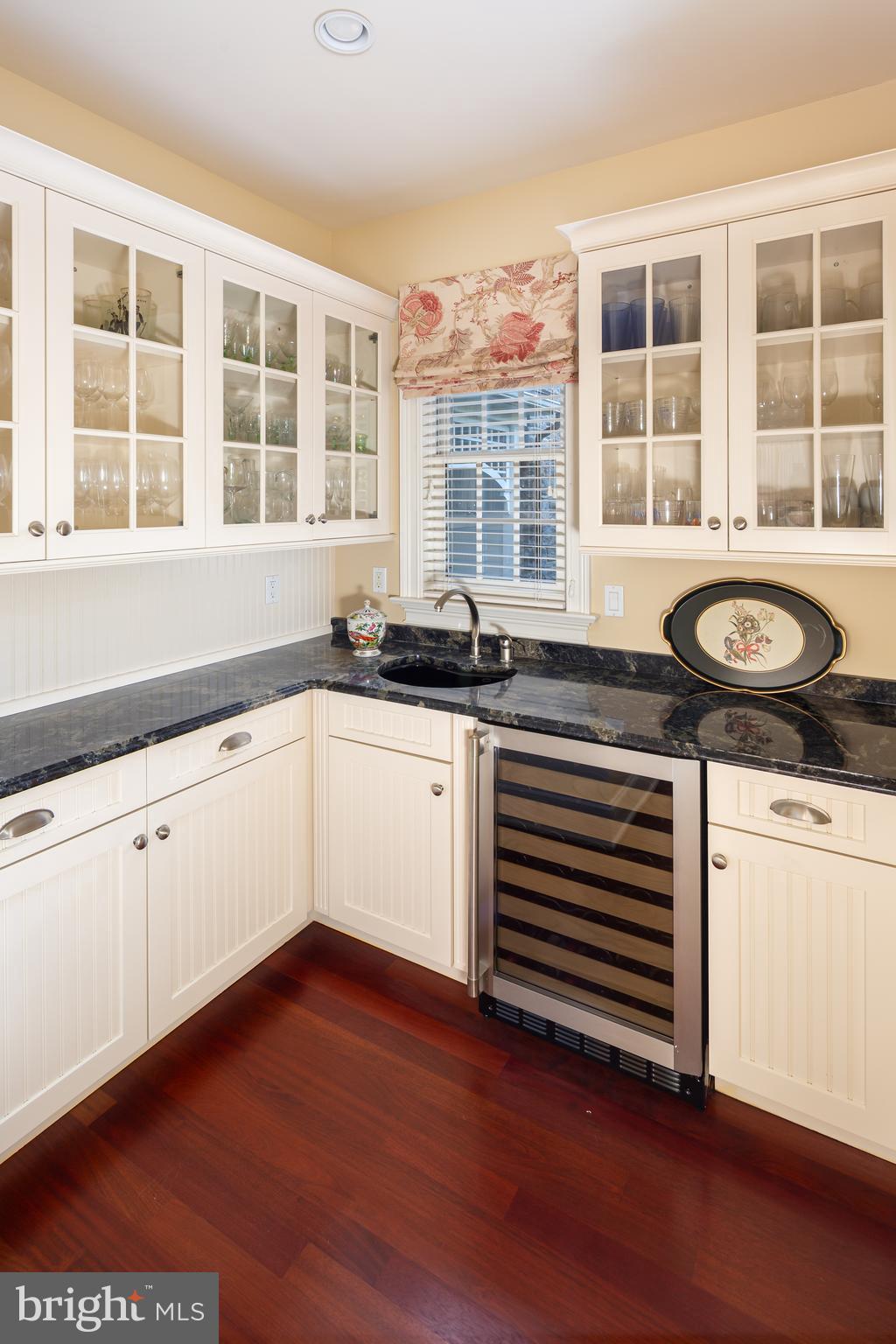 152 Grubb Road Malvern, PA 19355 - Photo 22 of 74 Butlers Pantry