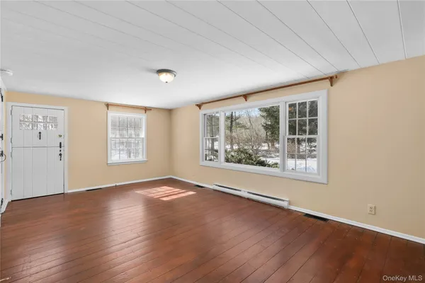 $2,995 | 100 Upper Shad Road, Unit BACK COTTAGE, Pound Ridge, NY 10576