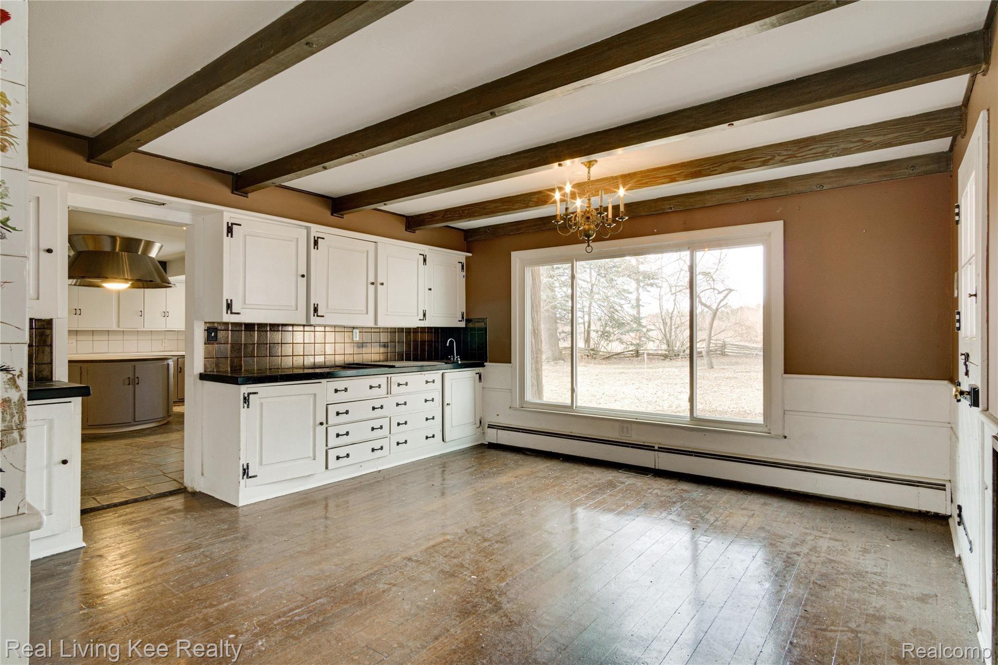 1267 Lake George Road Oakland, MI 48363 - Photo 58 of 80 Interiors (29 of 55).jpg