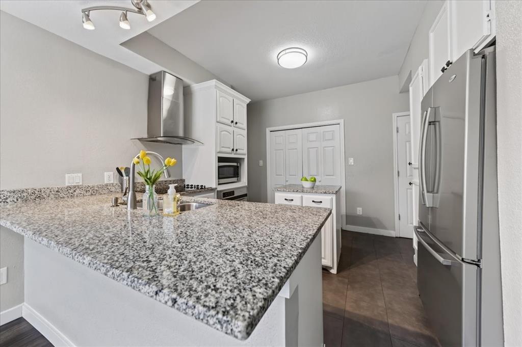 3024 Roxboro Road Euless, TX 76039 - Photo 13 of 26 Gallery Image 13