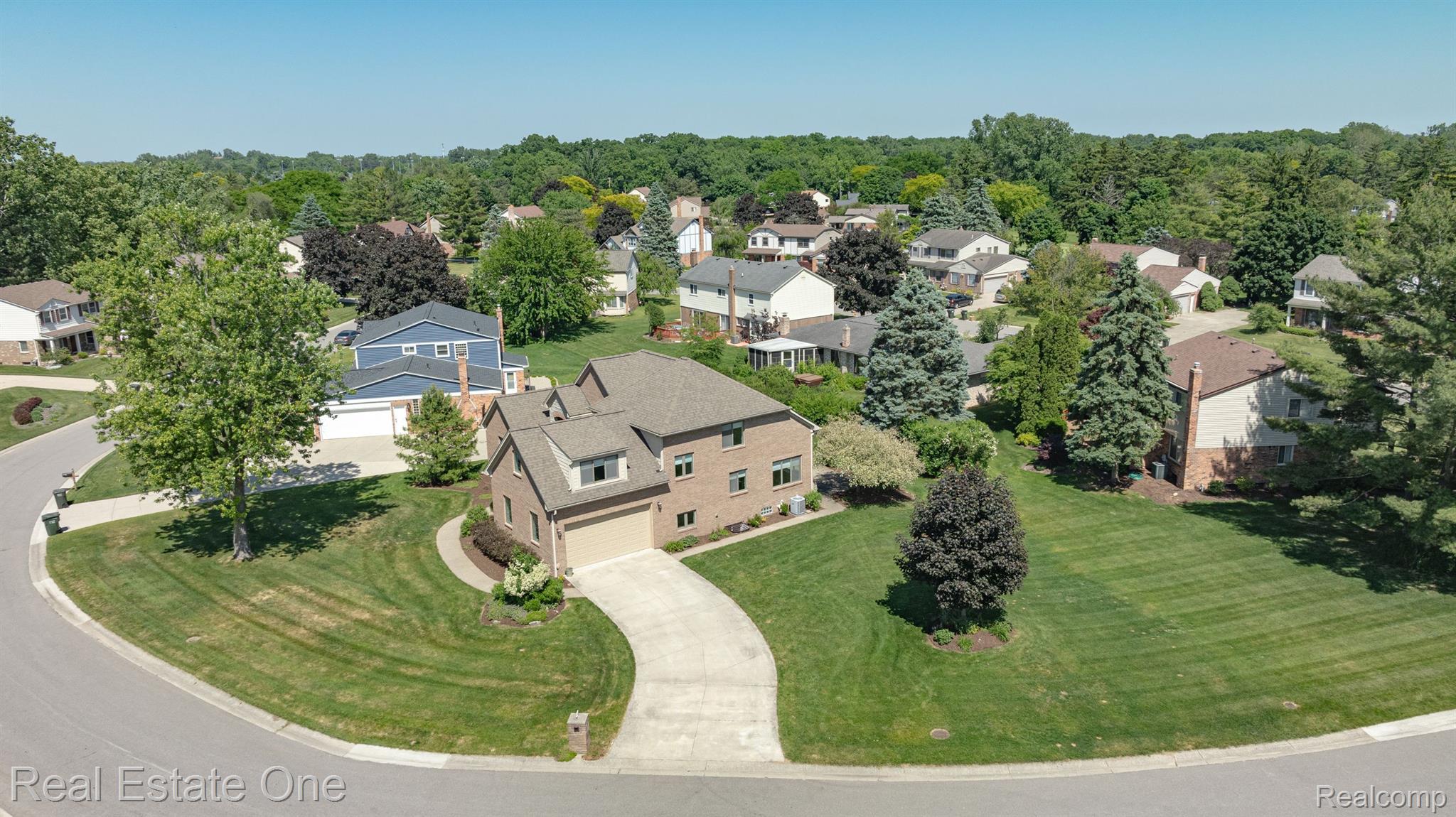 630 Lockmoore Court Rochester, MI 48307 - Photo 55 of 65 Gallery Image 55