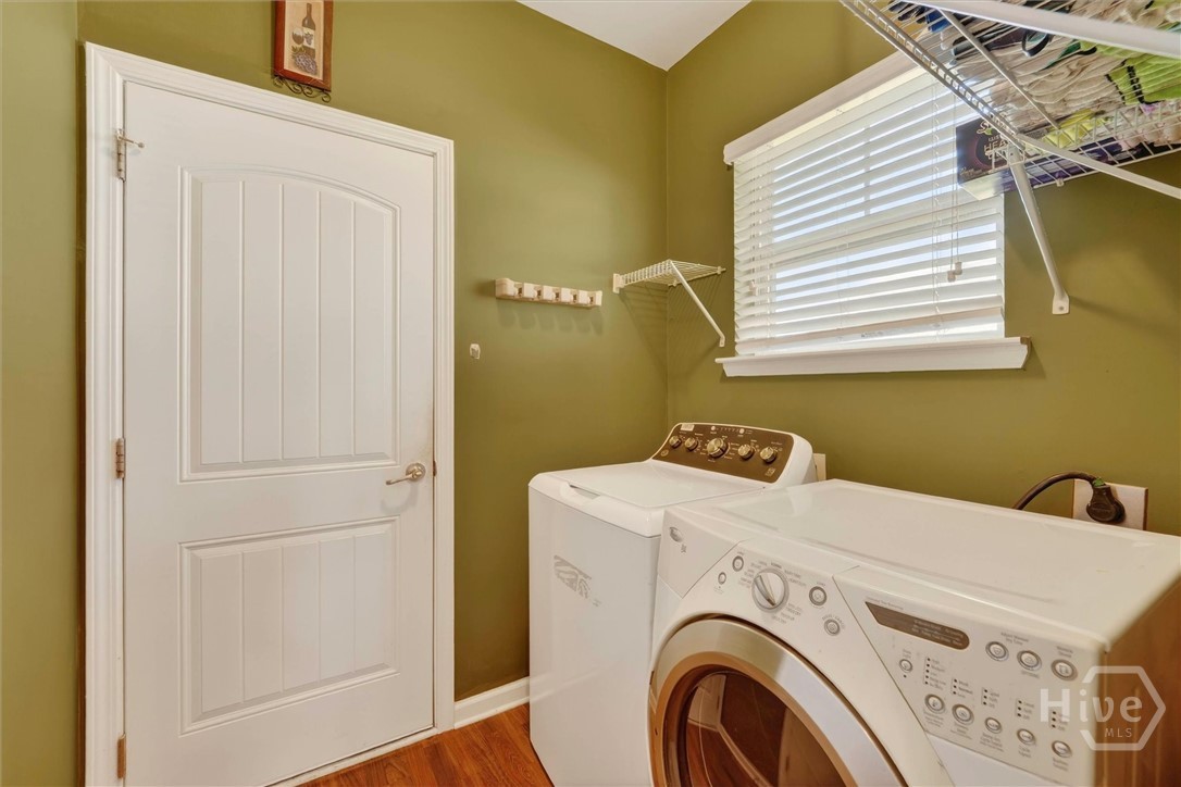 282 Willow Point Circle Savannah, GA 31407 - Photo 21 of 40 Laundry room