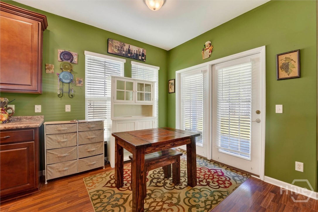 282 Willow Point Circle Savannah, GA 31407 - Photo 10 of 40 Breakfast area