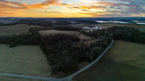 $1,000,000 | 7849 Kruchten Road, Lodi, WI 53555