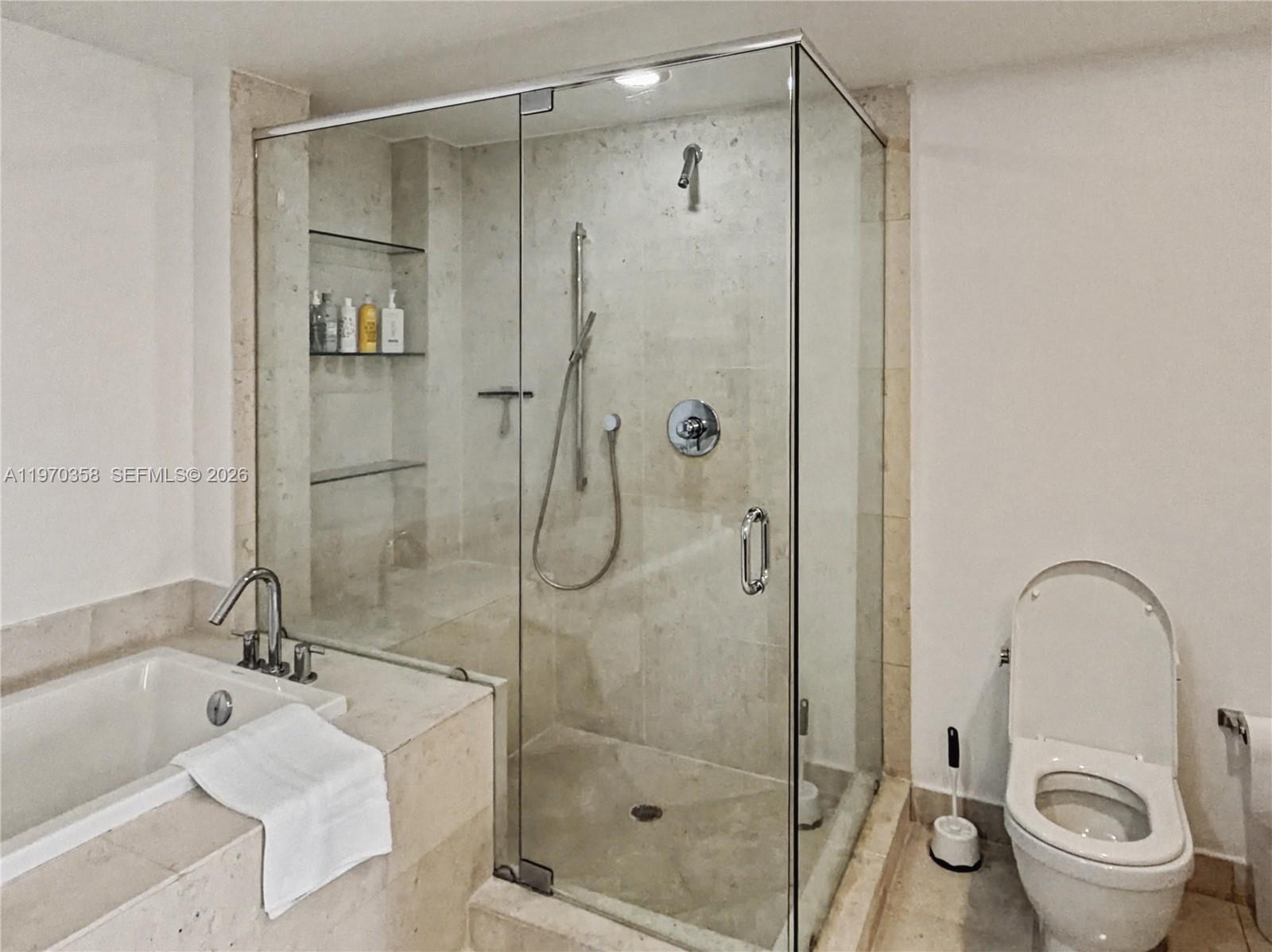 465 Brickell Avenue, Unit 2705 Miami, FL 33131 - Photo 18 of 25