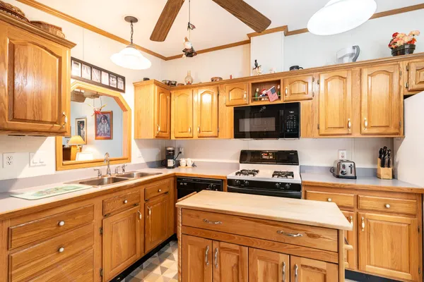 $249,900 | 17 Constitution Way, Dover, NH 03820