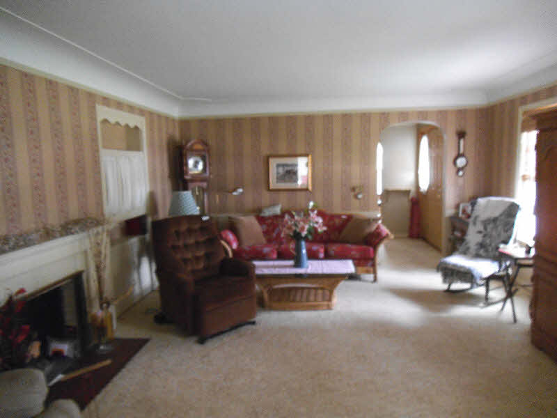 607 36th Street Bay City, MI 48708 - Photo 3 of 13