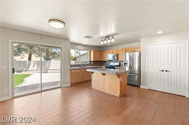 $2,495 | 3916 Varallo Street, Las Vegas, NV 89129