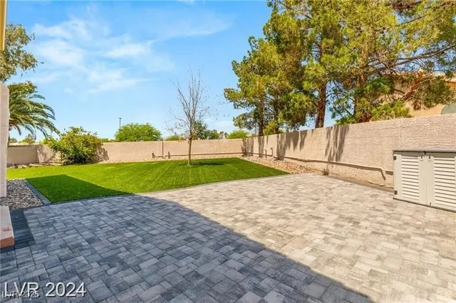 $2,495 | 3916 Varallo Street, Las Vegas, NV 89129