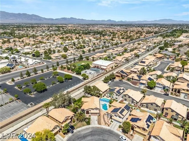 $2,495 | 3916 Varallo Street, Las Vegas, NV 89129