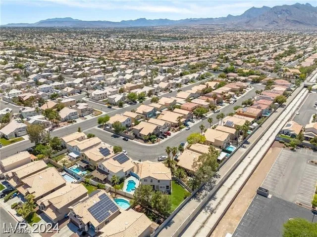 $2,495 | 3916 Varallo Street, Las Vegas, NV 89129