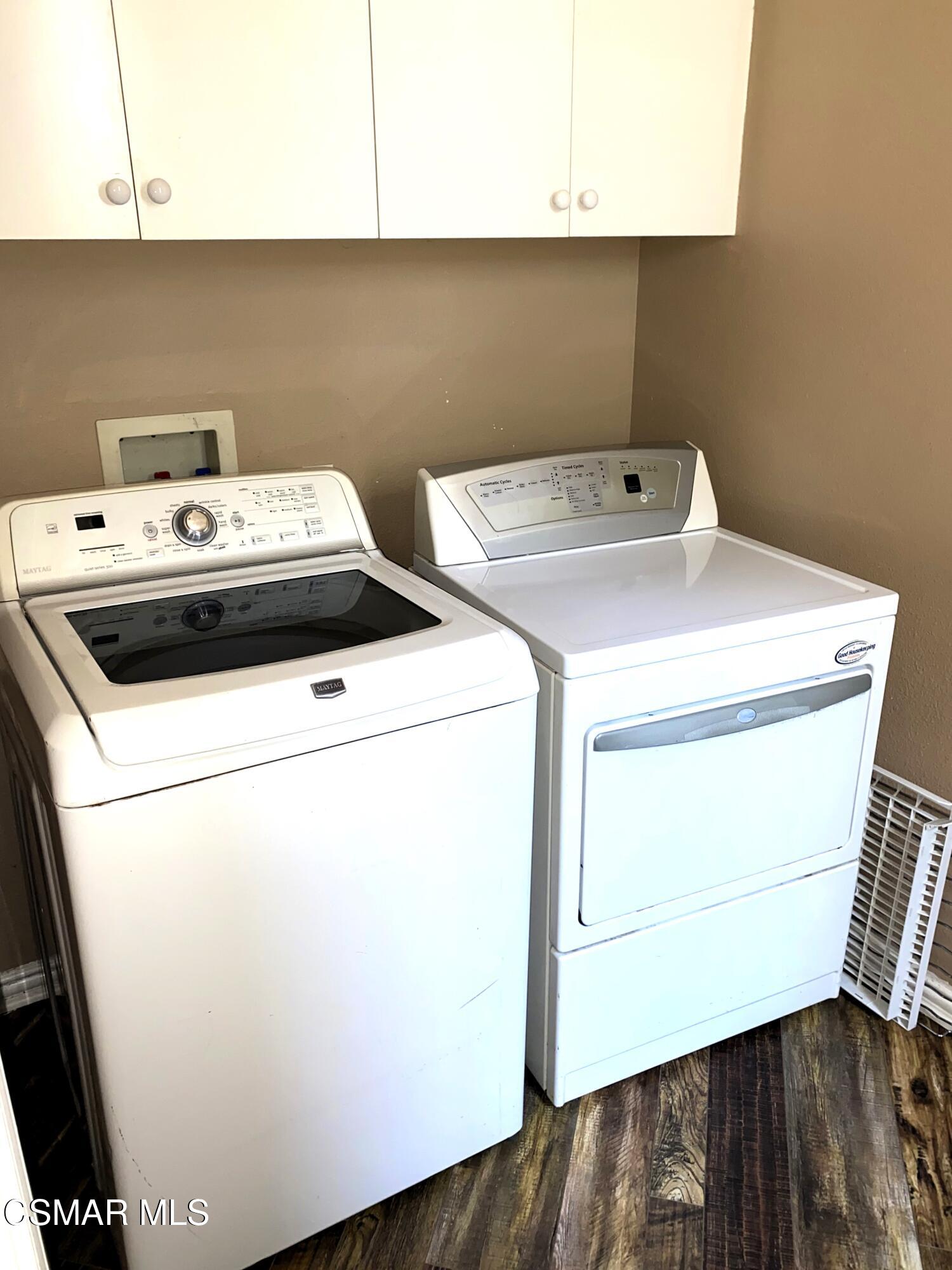 4501 Via Rio Newbury Park, CA 91320 - Photo 21 of 24 a utility room with dryer and washer