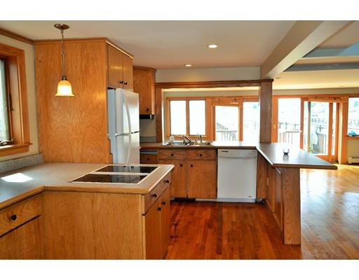 16 Fosters Point Beverly, MA 01915 - Photo 4 of 22