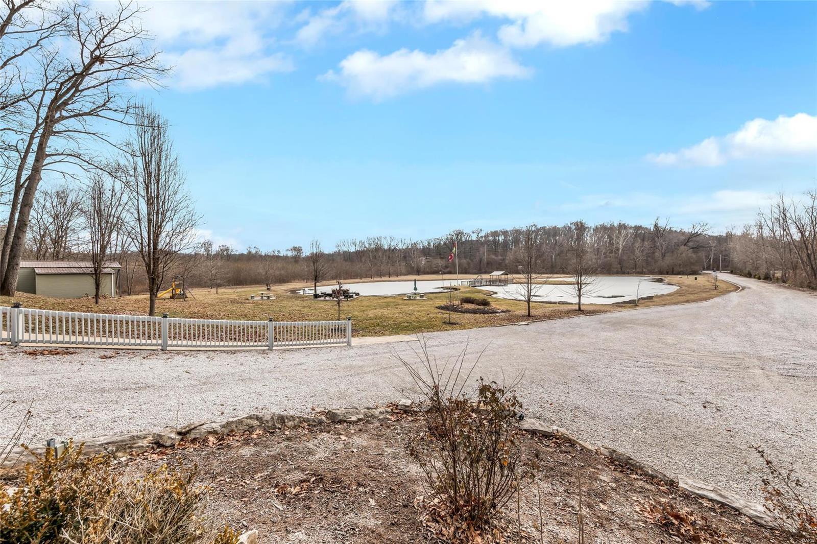 2711 Hh Road Waterloo, IL 62298 - Photo 54 of 64
