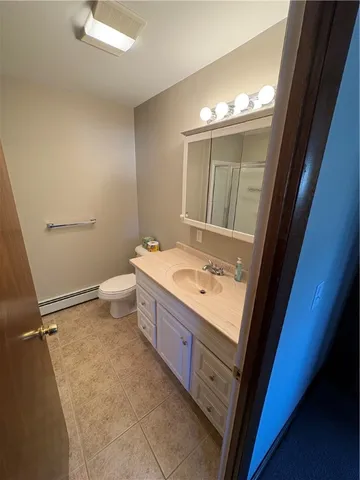 $1,600 | 92 Dean Avenue, Smithfield, RI 02917