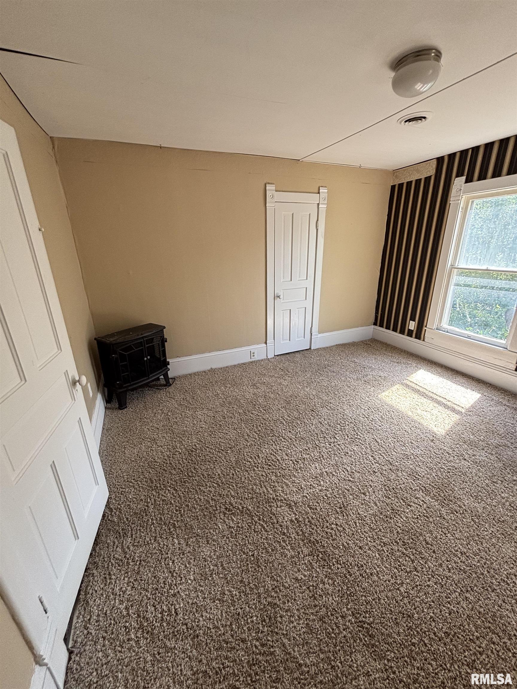295 West Barnes Street Bushnell, IL 61422 - Photo 71 of 96