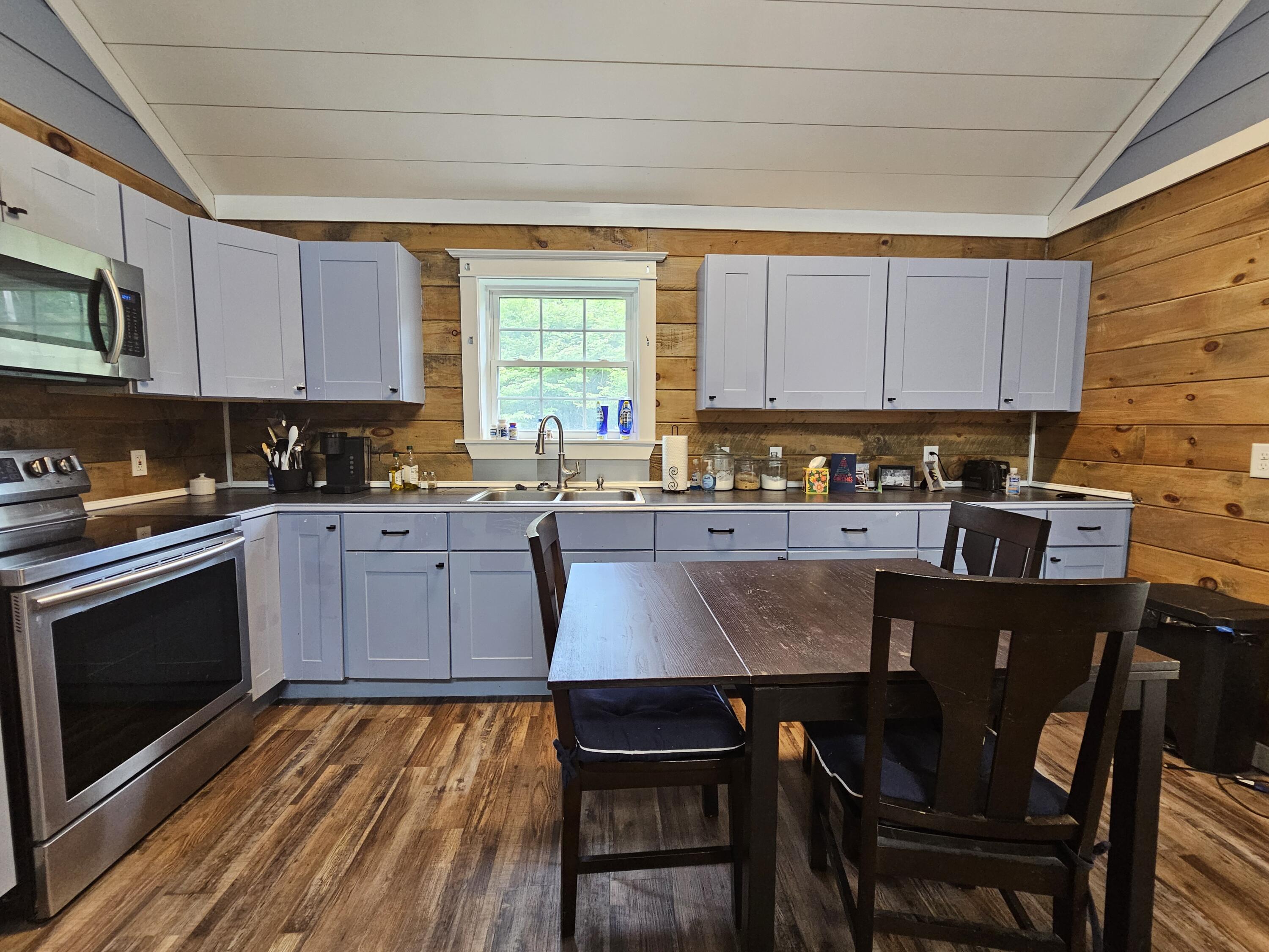 1467 Pushaw Road Glenburn, ME 04401 - Photo 11 of 27 11. Eat-in Kitchen