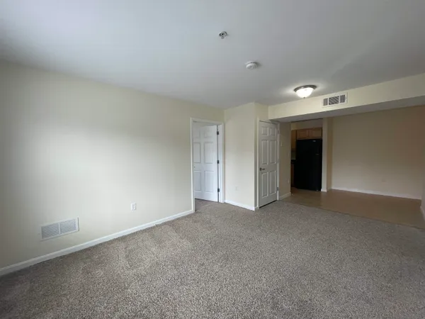 $1,945 | 50 Sentinel Court, Unit 200, Manchester, NH 03103