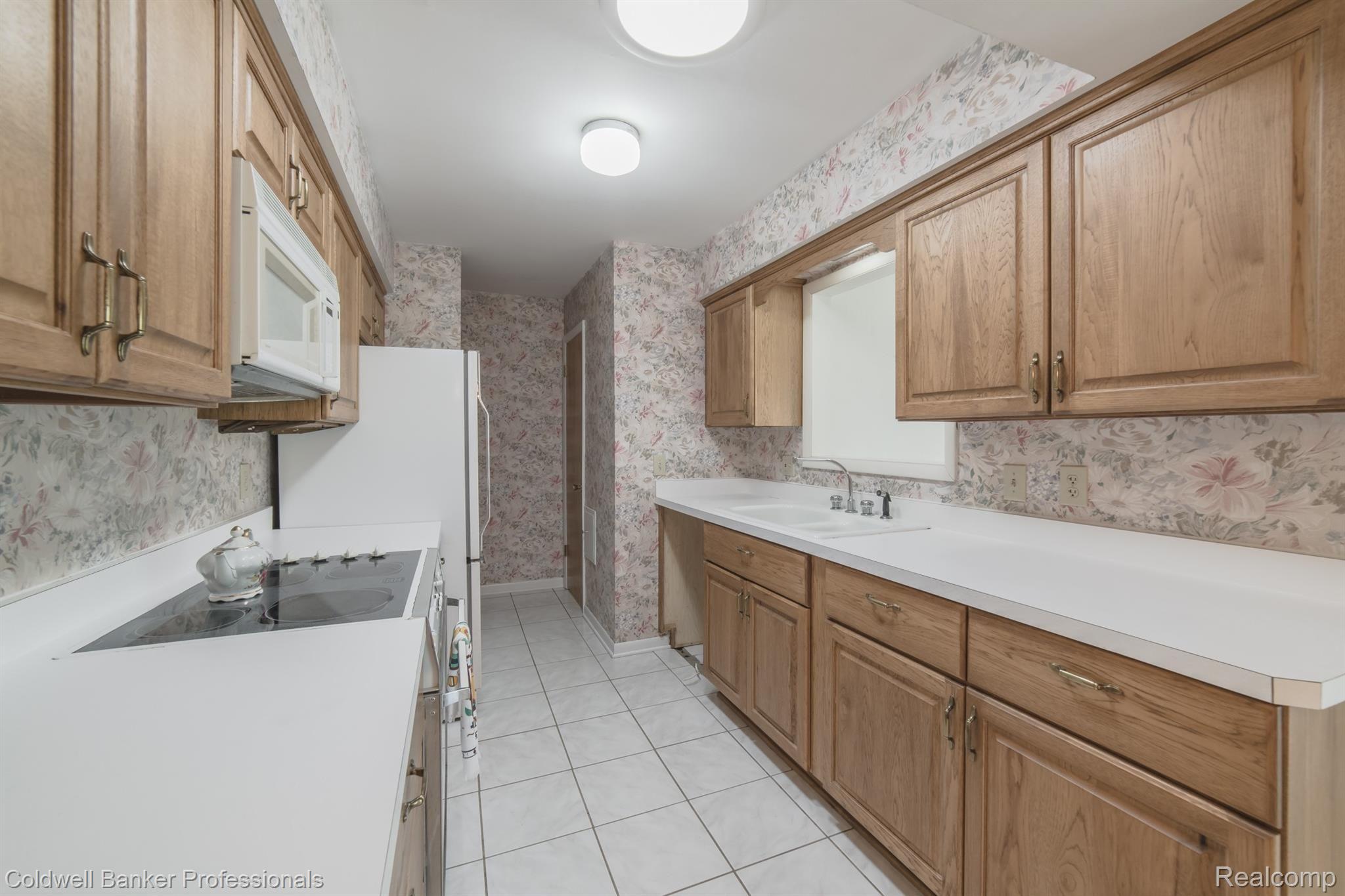 4226 Morgan Road Lake Orion, MI 48359 - Photo 19 of 66 4226 Morgan-18.jpg