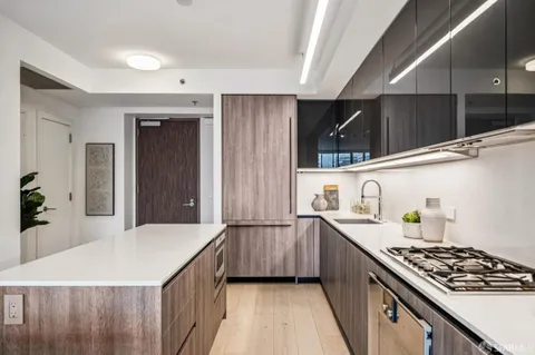 $1,850,000 | 201 Folsom Street, Unit 21B, San Francisco, CA 94105