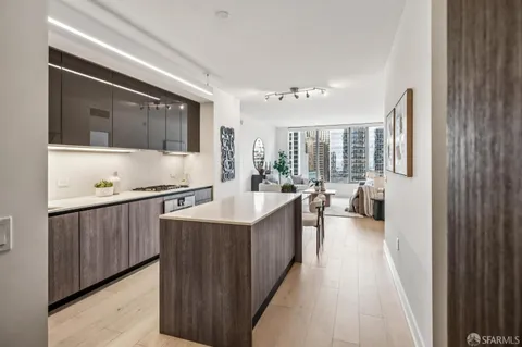 $1,850,000 | 201 Folsom Street, Unit 21B, San Francisco, CA 94105