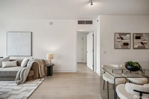 $1,850,000 | 201 Folsom Street, Unit 21B, San Francisco, CA 94105