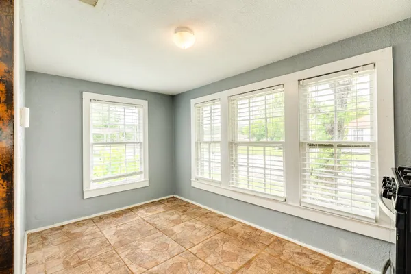 $135,000 | 1331 West 8th Street, Freeport, TX 77541