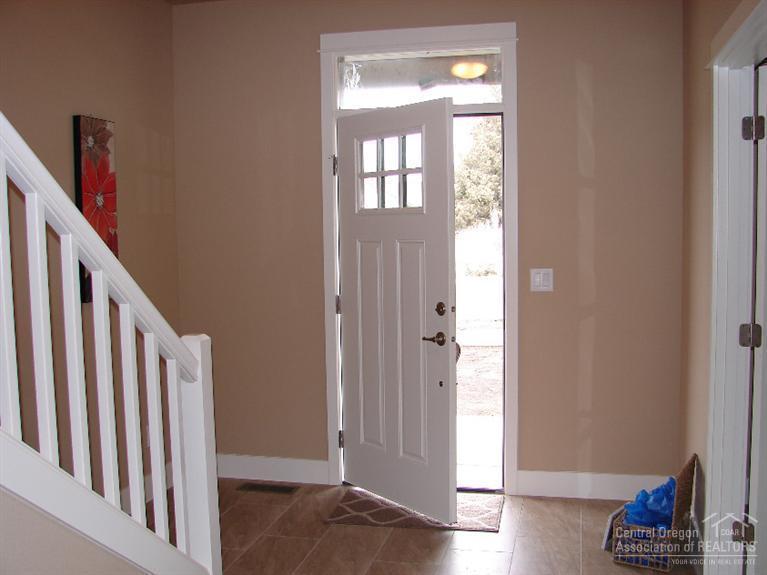 20879 Northeast Rorick Drive Bend, OR 97701 - Photo 4 of 25 Additional Photo