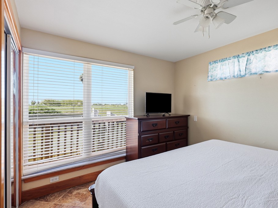 814 Rattlesnake Point Road Rockport, TX 78382 - Photo 11 of 38 Gallery Image 11