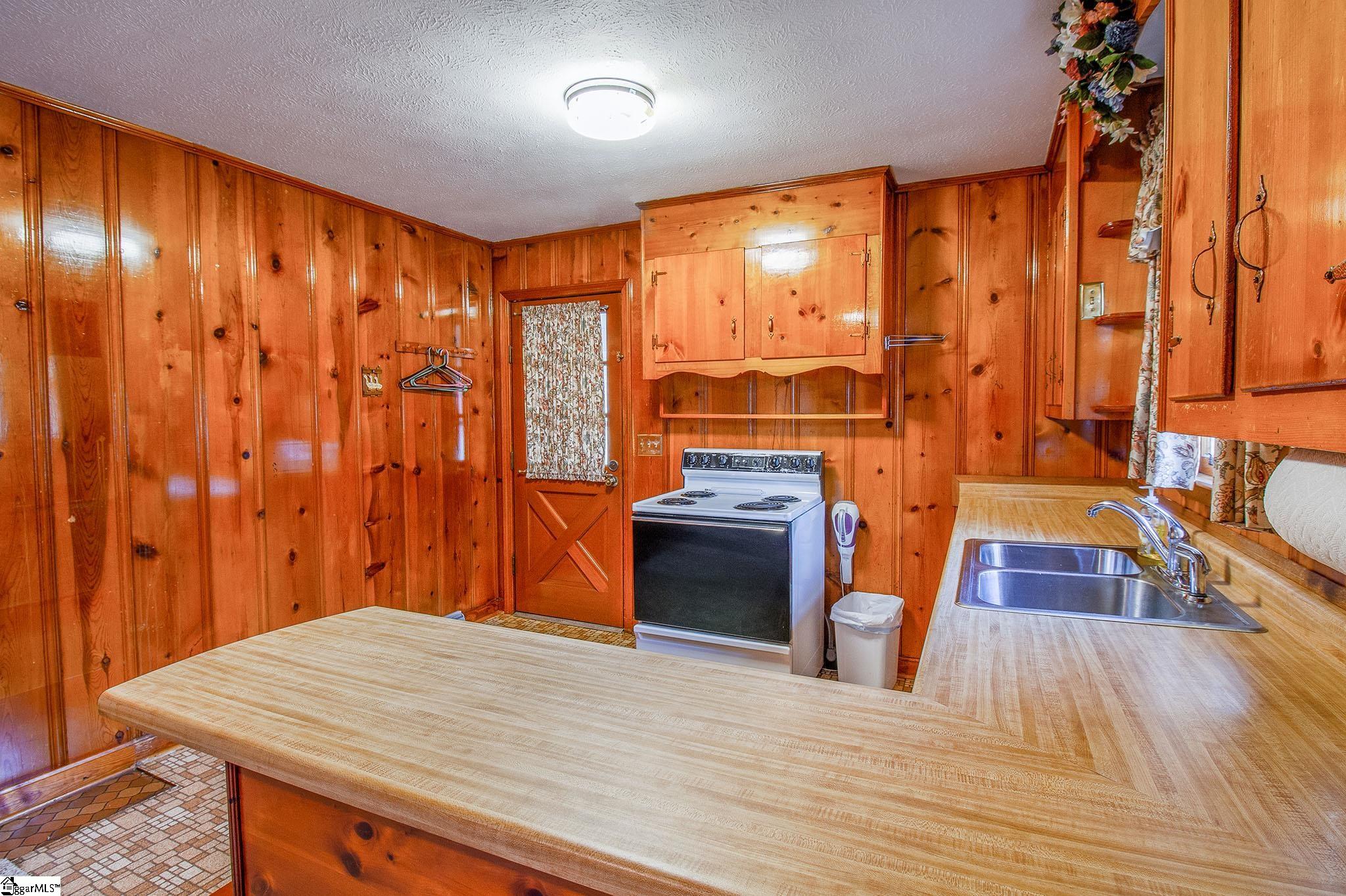 436 Tolar Road Travelers Rest, SC 29690 - Photo 11 of 31 Gallery Image 11