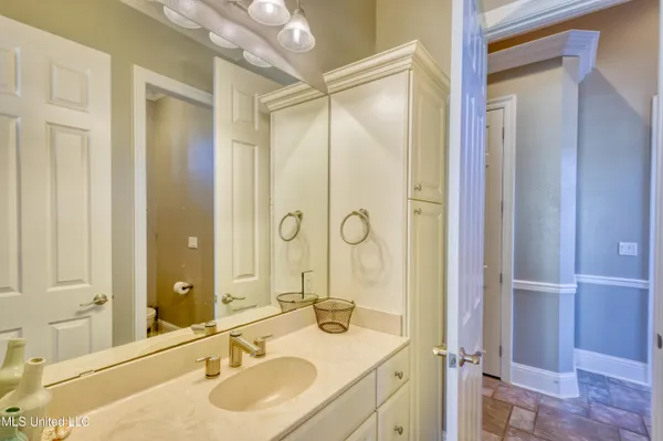 $1,590,000 | 8230 Maunalani Place, Diamondhead, MS 39525
