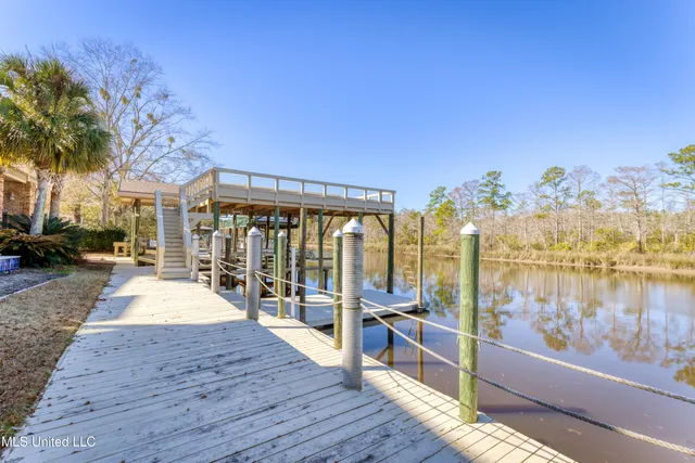 $1,590,000 | 8230 Maunalani Place, Diamondhead, MS 39525