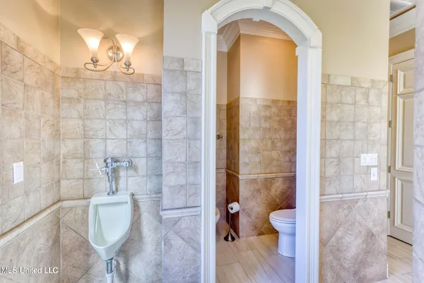 $1,590,000 | 8230 Maunalani Place, Diamondhead, MS 39525