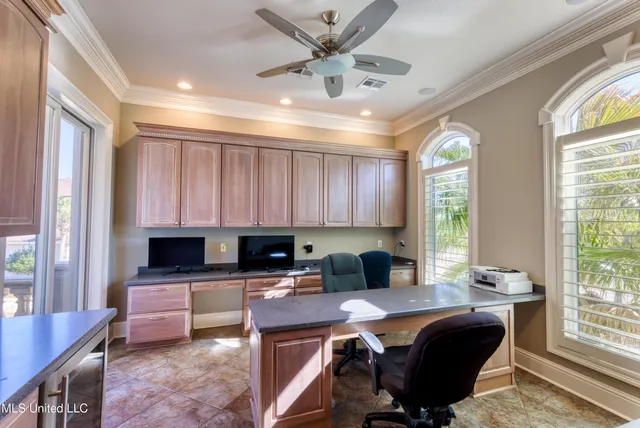 $1,590,000 | 8230 Maunalani Place, Diamondhead, MS 39525