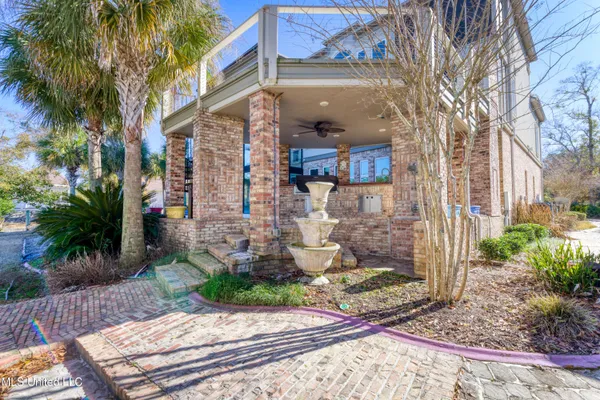 $1,590,000 | 8230 Maunalani Place, Diamondhead, MS 39525