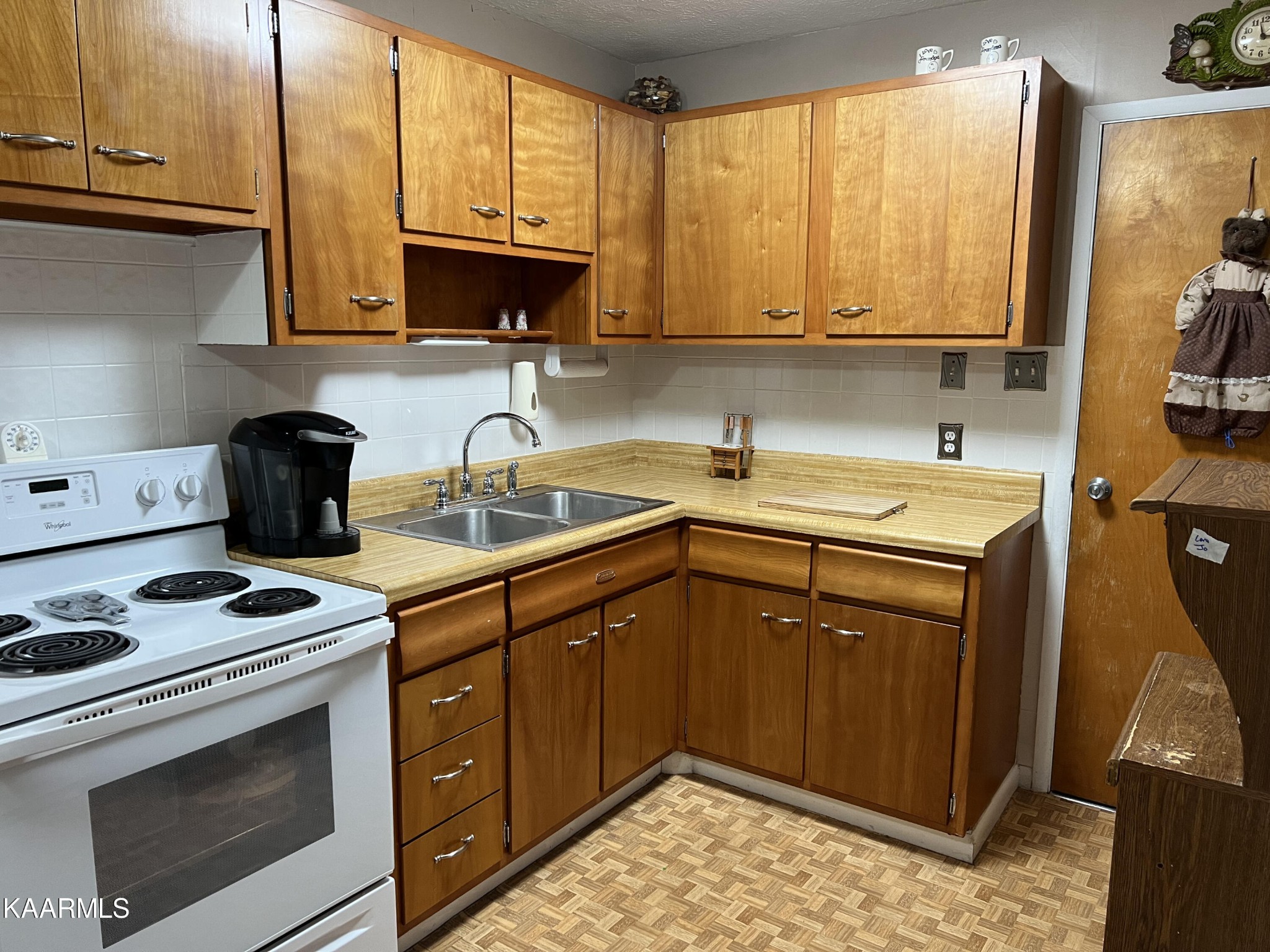 210 Hilltop Road Harriman, TN 37748 - Photo 5 of 14 Gallery Image 5
