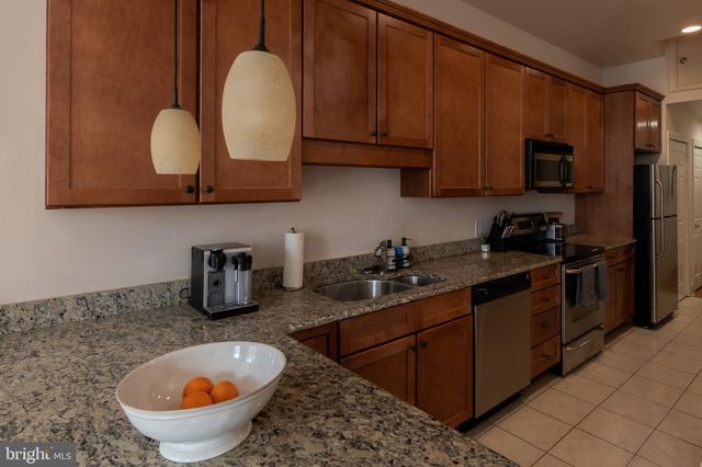 $430,000 | 1305 Spruce Street, Unit TH2A, Philadelphia, PA 19107