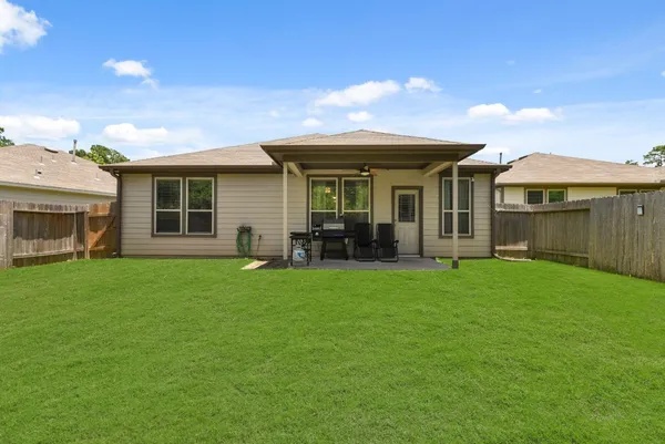 $254,995 | 2340 North Amber Ruse Court, Conroe, TX 77304