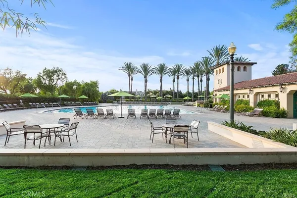 $4,300 | 37 Olivehurst, Irvine, CA 92602